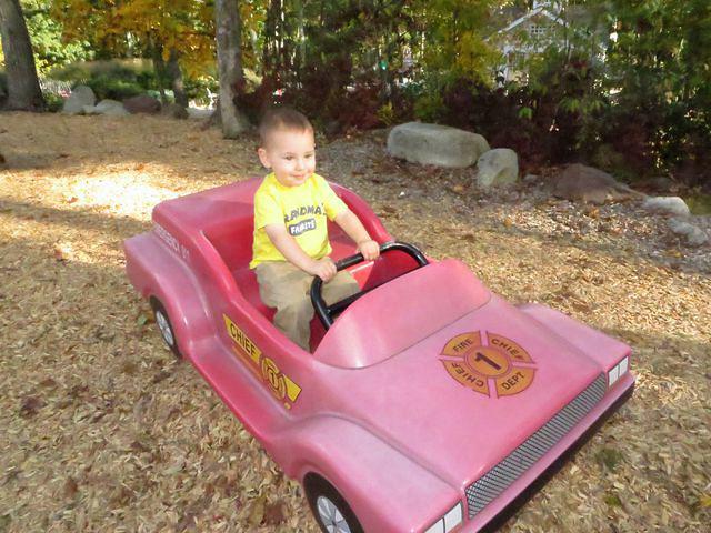 Loving the rocking fire chief's car