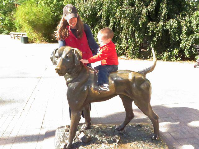 Look, A Loki Statue!