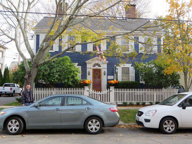 Dave in front of William's Grant Inn