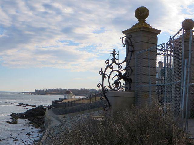 Looking ahead to the closed part of the walk