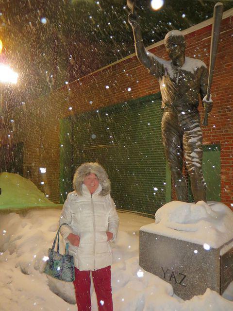 Yaz pointing out the snow to Jan