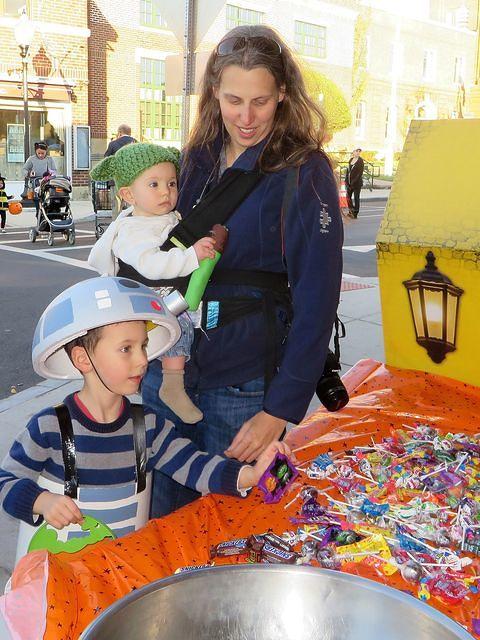 Which Candy to Choose?