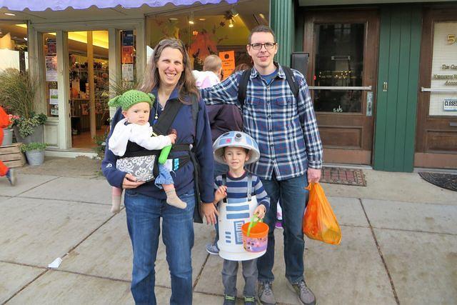 NH Contingent Doing Downtown