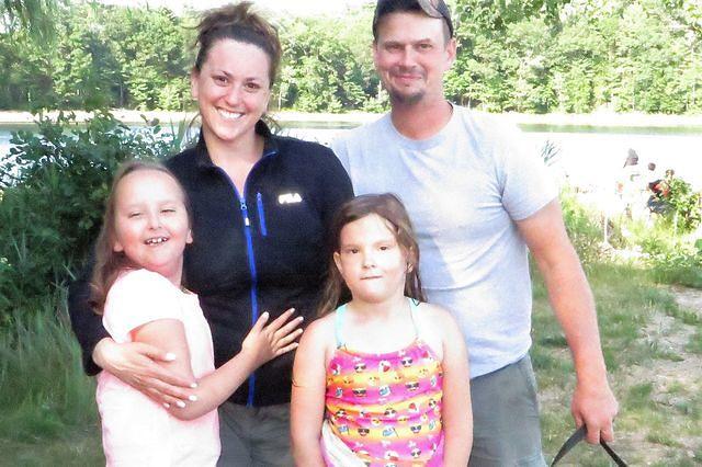 Cadence, Kelly, Bella and Jon