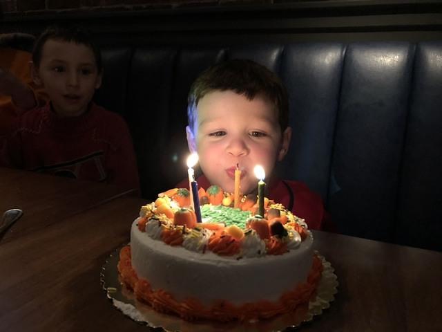 9aaf06e0-0d1c-44e3-ab35-fb2ed8afe070