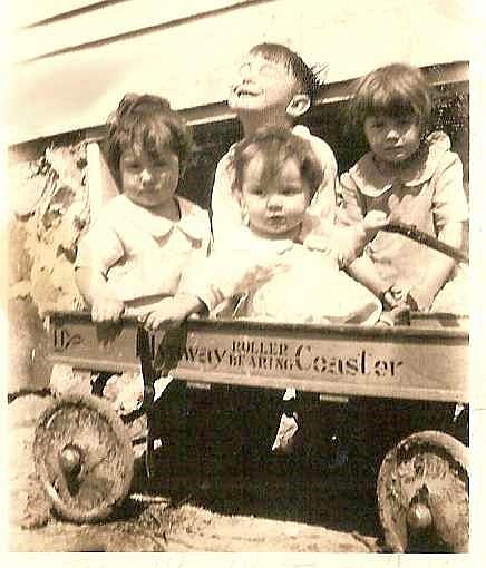 Marian, Dorothy, Irene and Duane Sherman