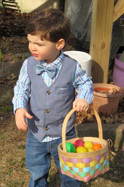 Dapper Egg Hunter