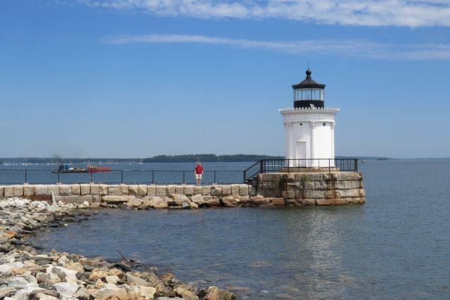 Jetty and Bug Light