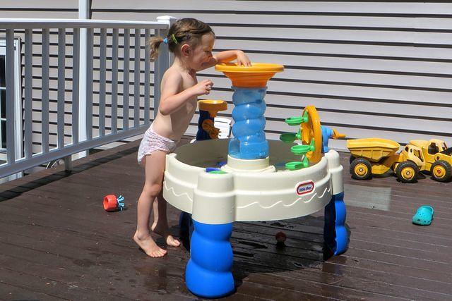 Dropping Balls into the Vortex