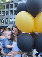 Thomas and Beth checking out the balloons