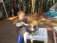 Stirring the cold popcorn