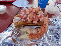 Lobster Roll Extraordinaire!